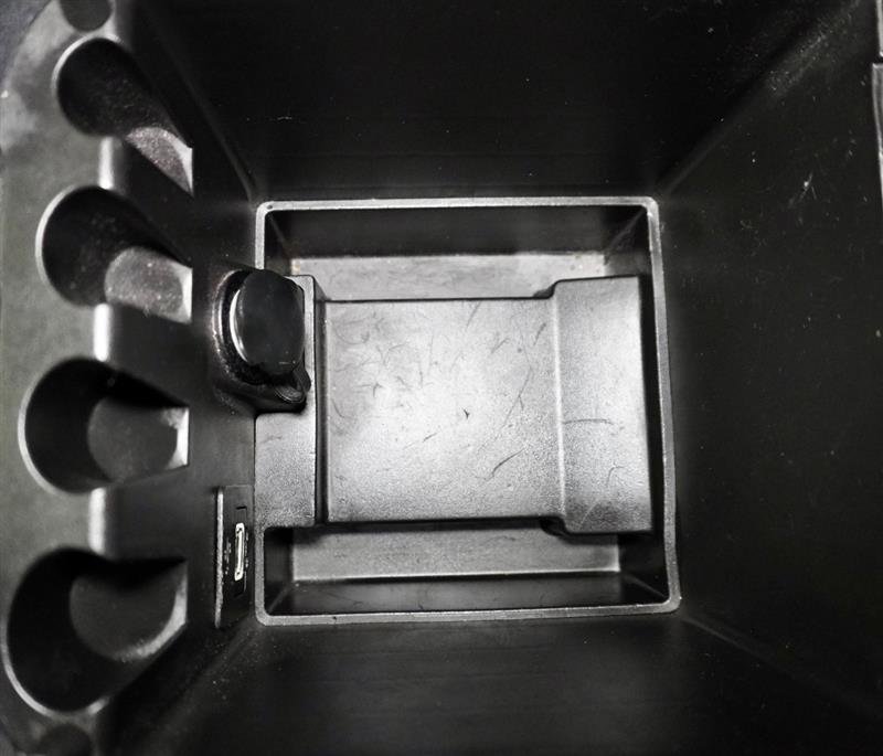 Used 2013 Dodge Challenger R/T image 24