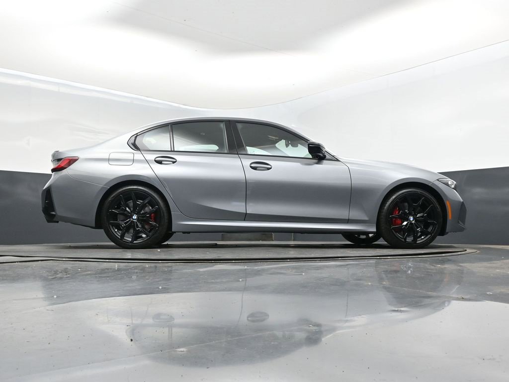 New 2026 BMW 330i Sedan w/ M Sport Package image 44