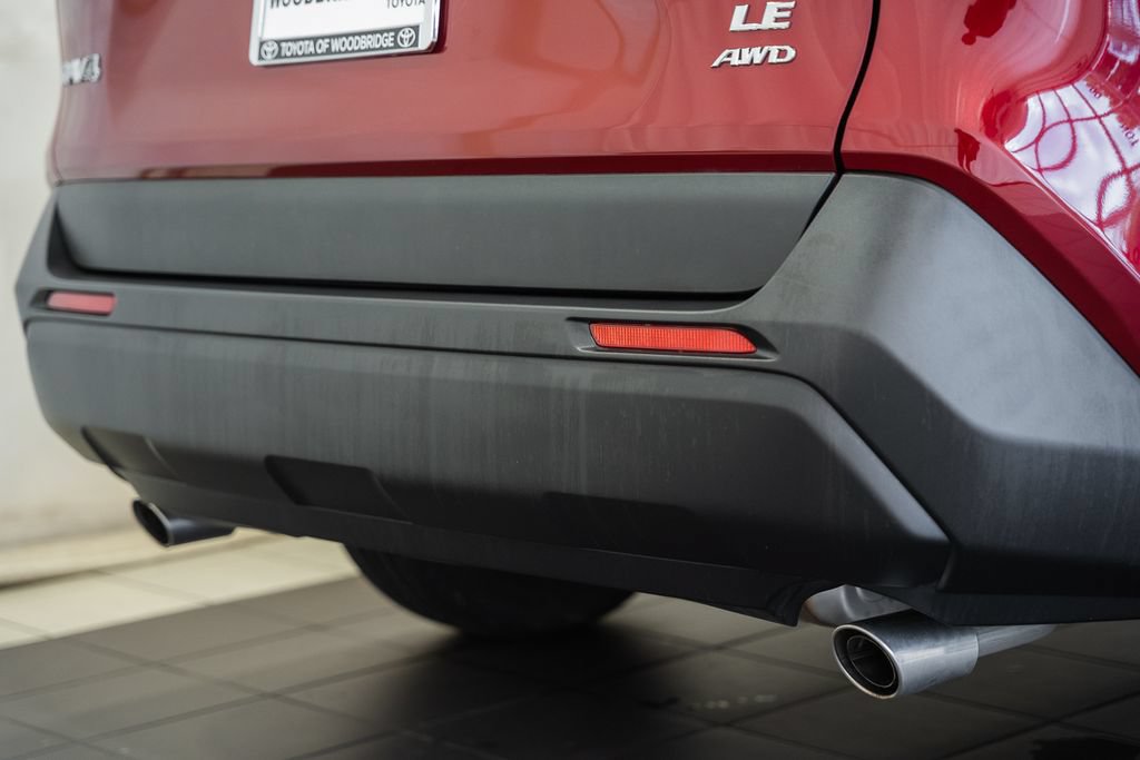 Certified 2025 Toyota RAV4 LE AWD/4WD image 8