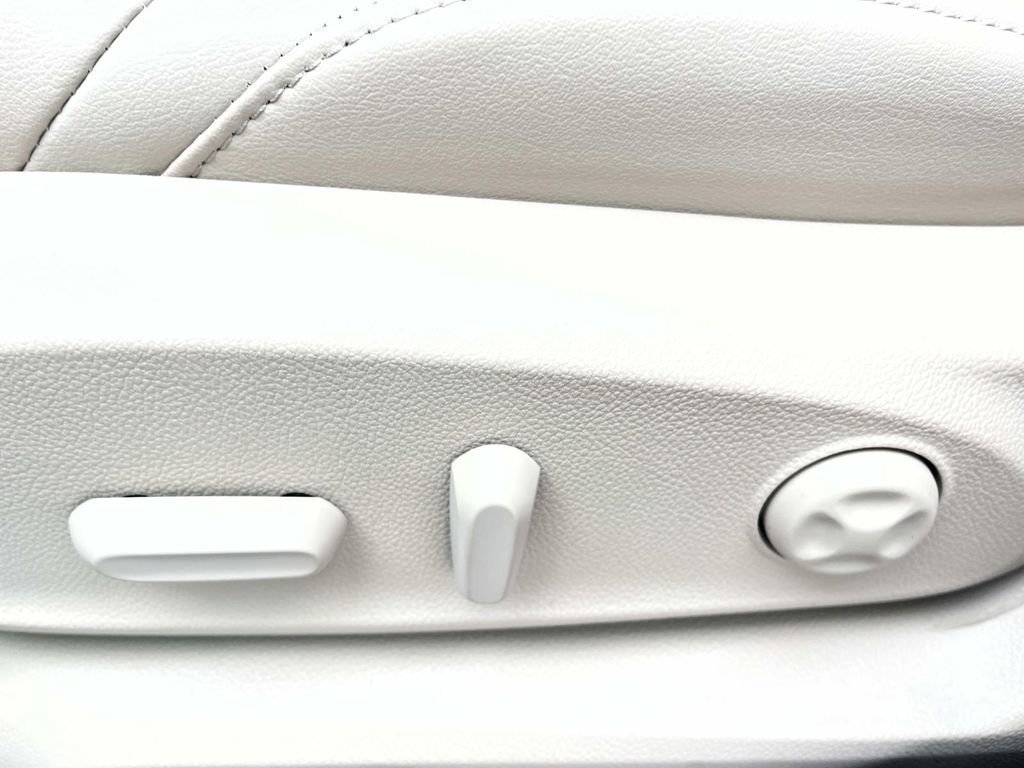 Used 2020 Buick Envision Preferred image 29