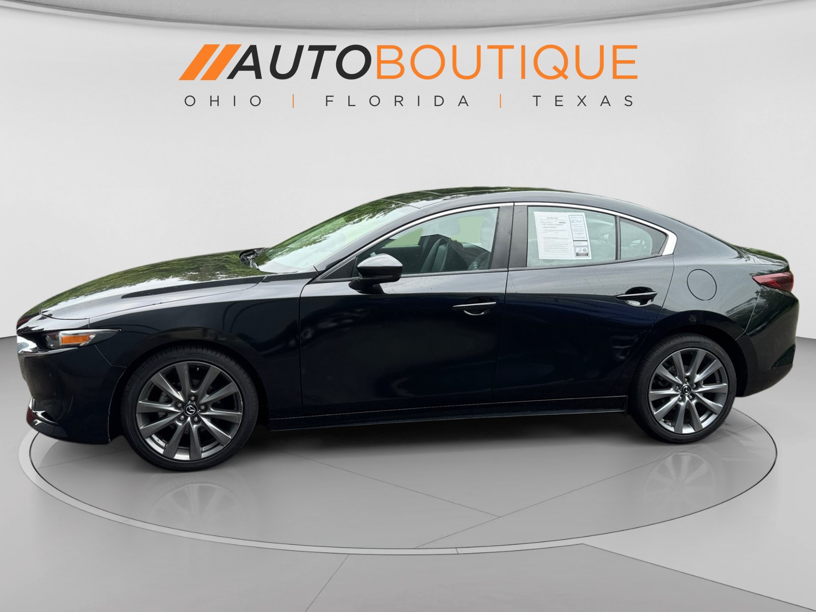Used 2024 MAZDA MAZDA3 s FWD image 2