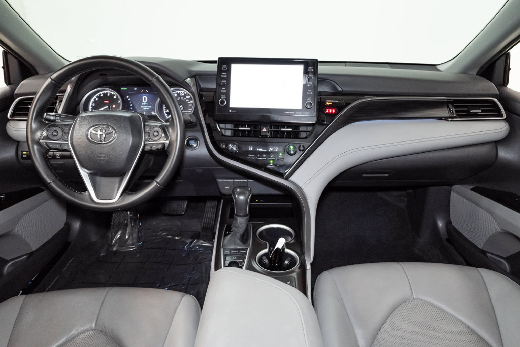 Used 2023 Toyota Camry XLE FWD image 24