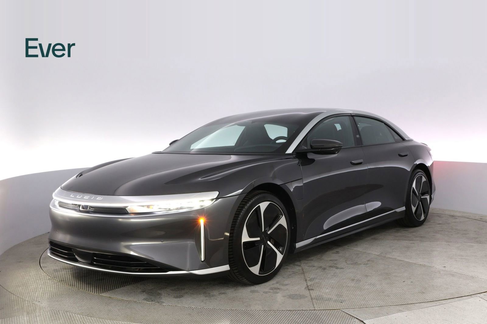 Used 2023 Lucid Air Touring AWD/4WD image 2