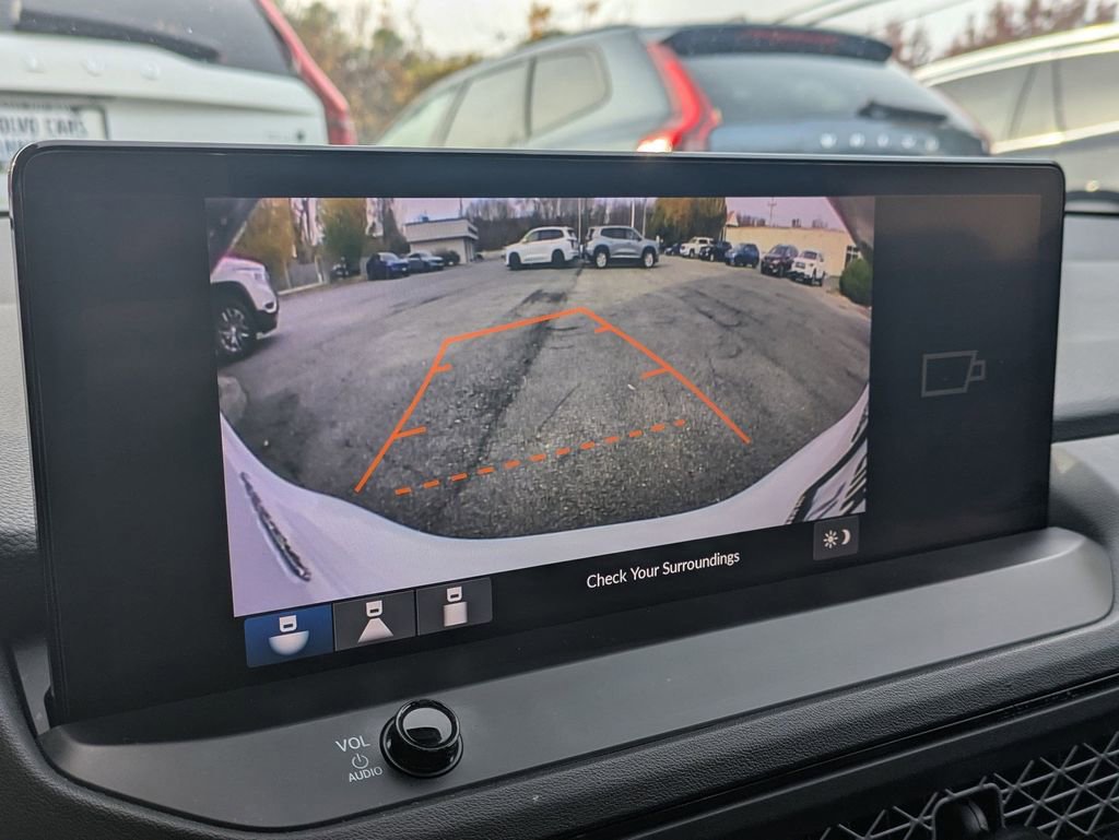 Used 2023 Honda Accord Sport image 11