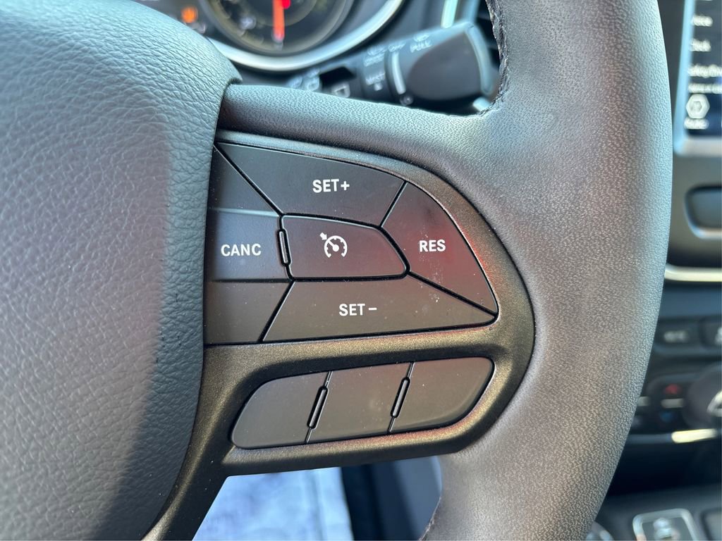 Used 2022 Jeep Cherokee Trailhawk w/ Premium Leather Package image 28