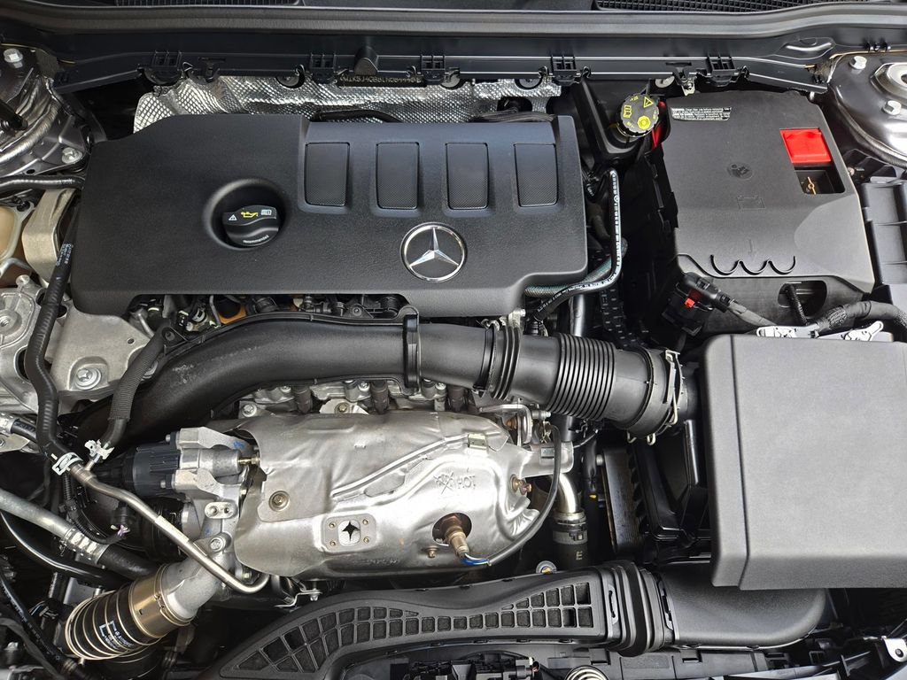 Used 2020 Mercedes-Benz CLA 250 image 34