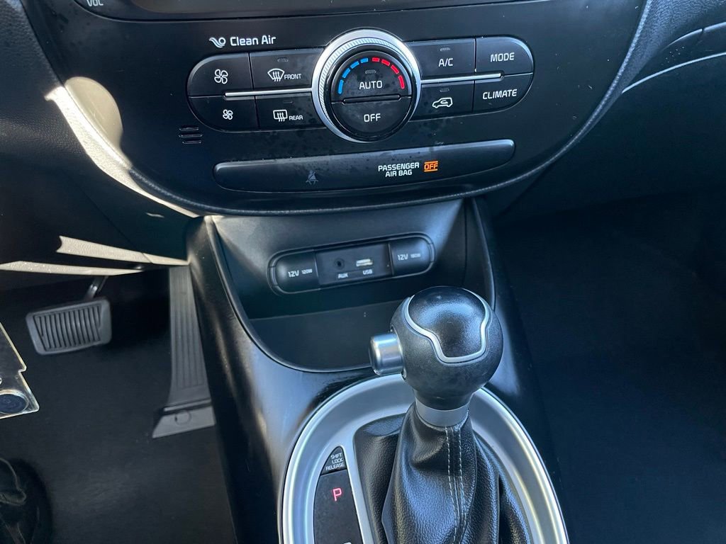 Used 2018 Kia Soul + FWD image 18