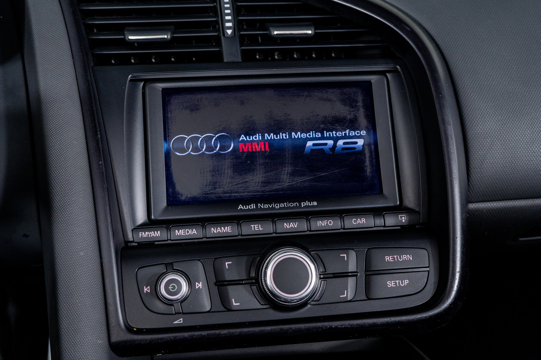 Used 2011 Audi R8 V8 image 38