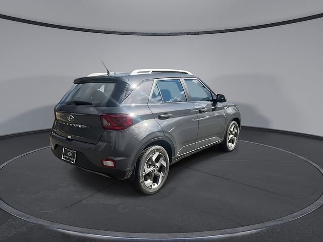 New 2025 Hyundai Venue SEL FWD image 9