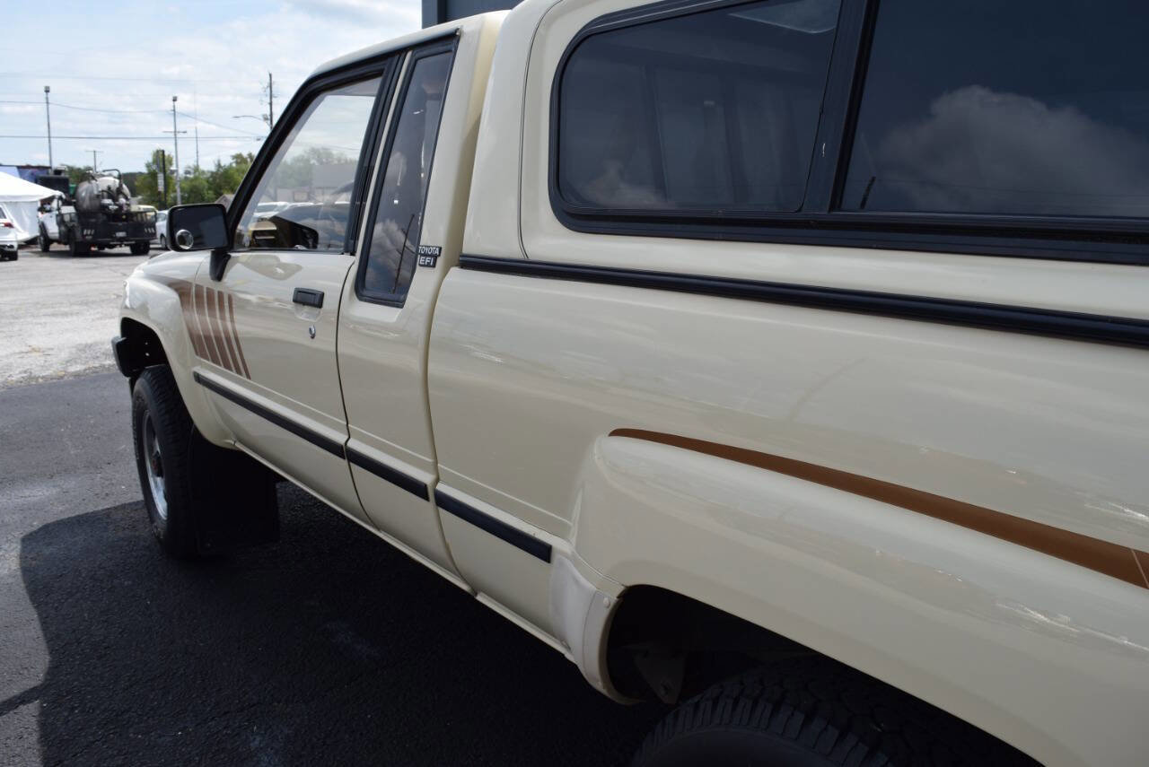 Used 1988 Toyota Pickup SR5 image 10