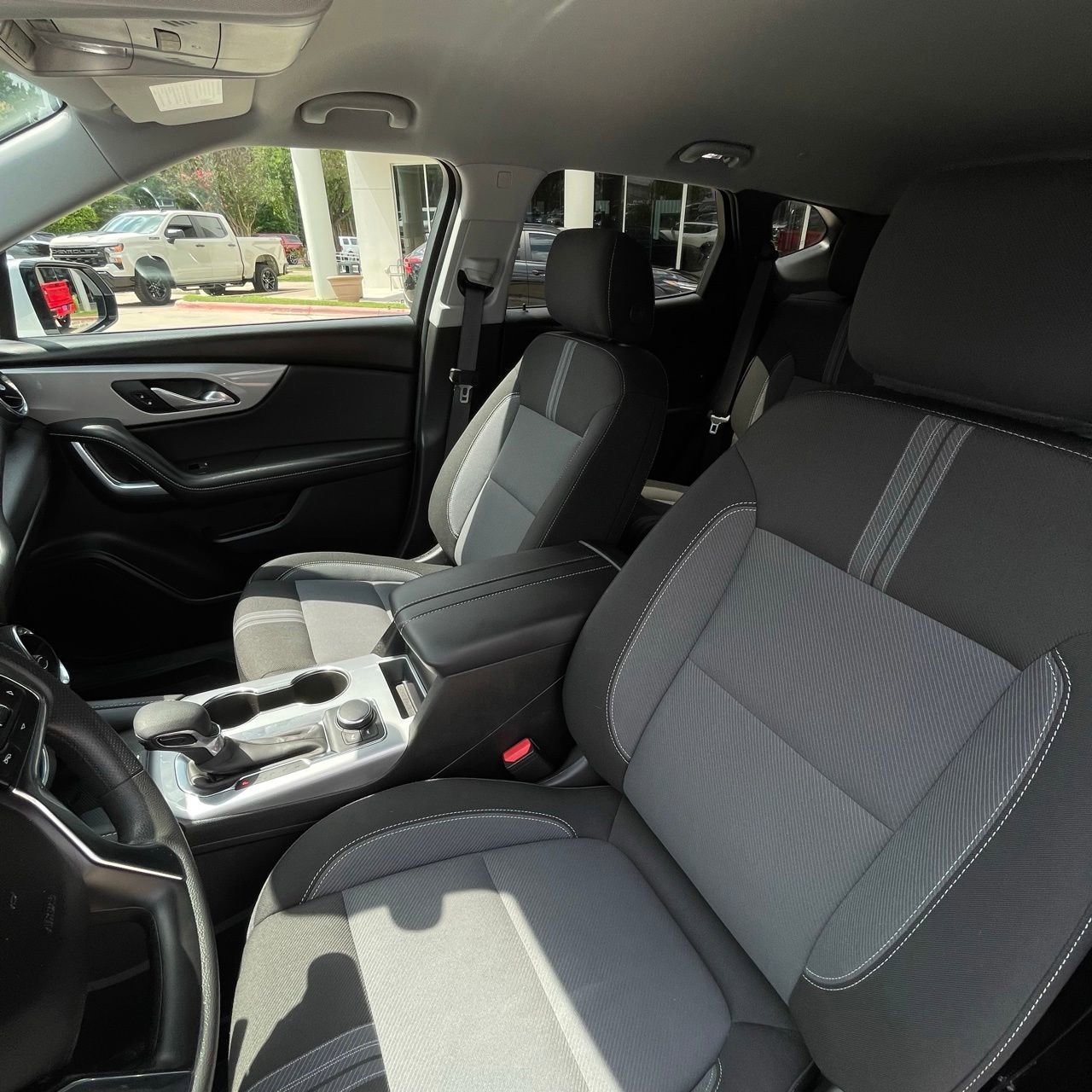 Used 2024 Chevrolet Blazer LT w/ Convenience Package FWD image 21