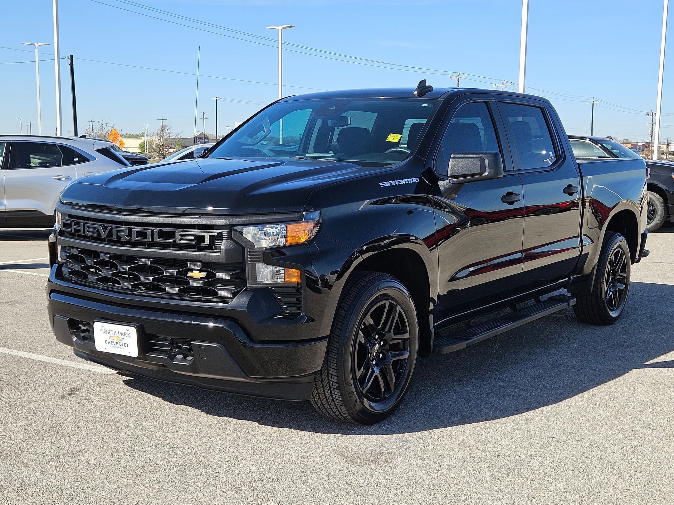 Used 2023 Chevrolet Silverado 1500 Custom image 7