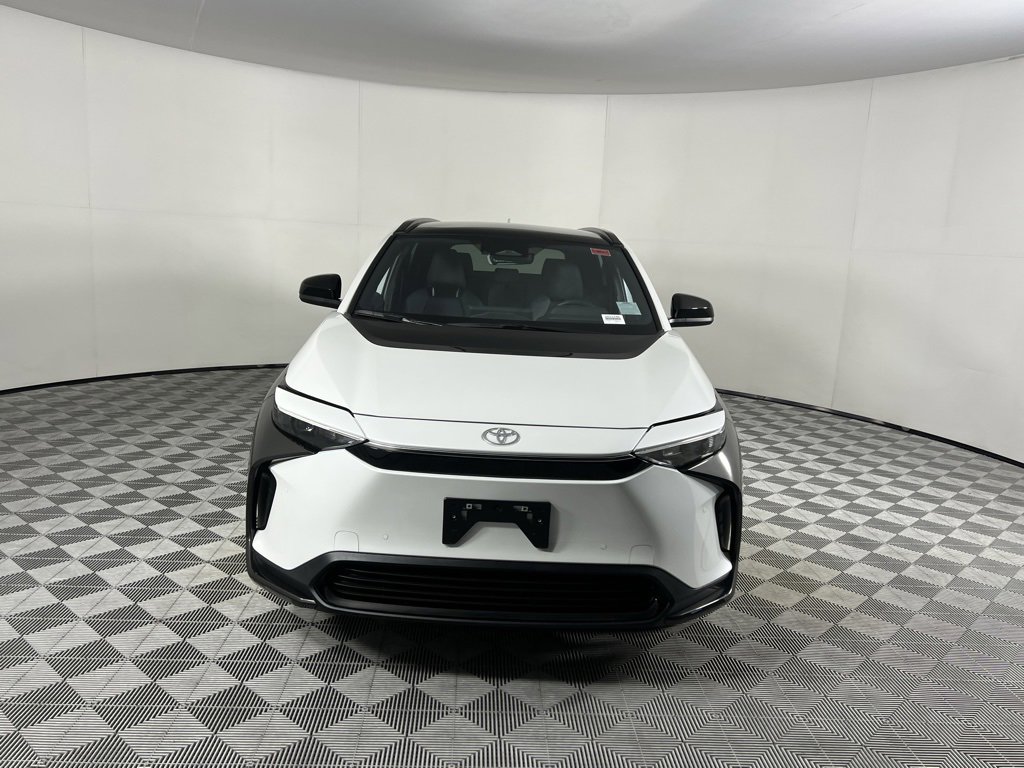 Used 2024 Toyota bZ4X XLE w/ Weather Package image 6