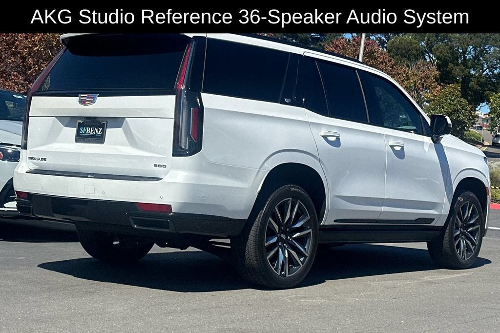 Used 2023 Cadillac Escalade Sport Platinum AWD/4WD image 4