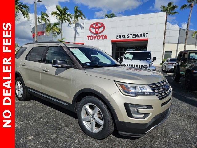 Used 2017 Ford Explorer XLT w/ Equipment Group 202A