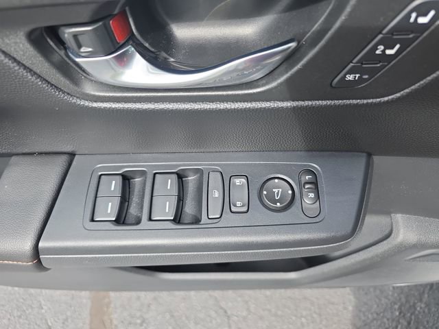 Used 2025 Honda CR-V Sport-L image 29