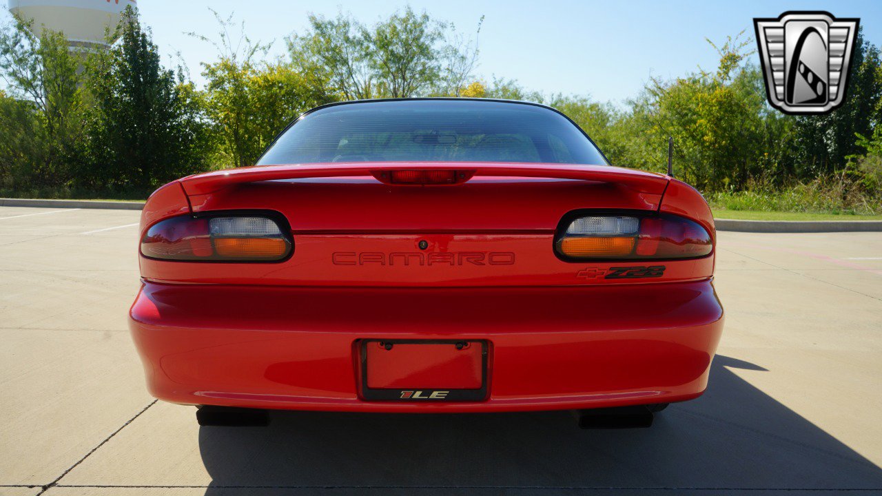 Used 1999 Chevrolet Camaro Z28 w/ Performance Pkg image 4