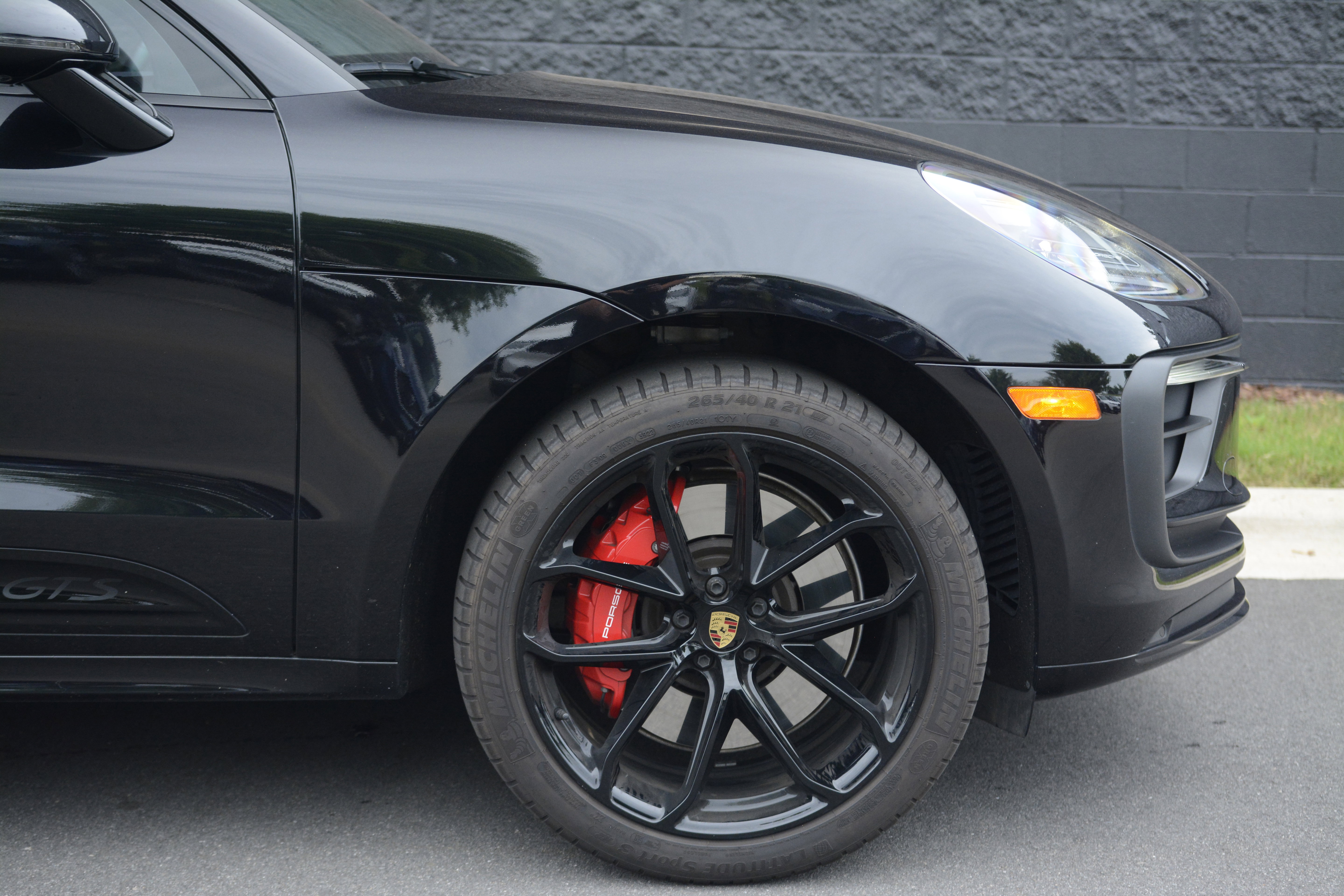 Certified 2023 Porsche Macan GTS AWD/4WD image 41