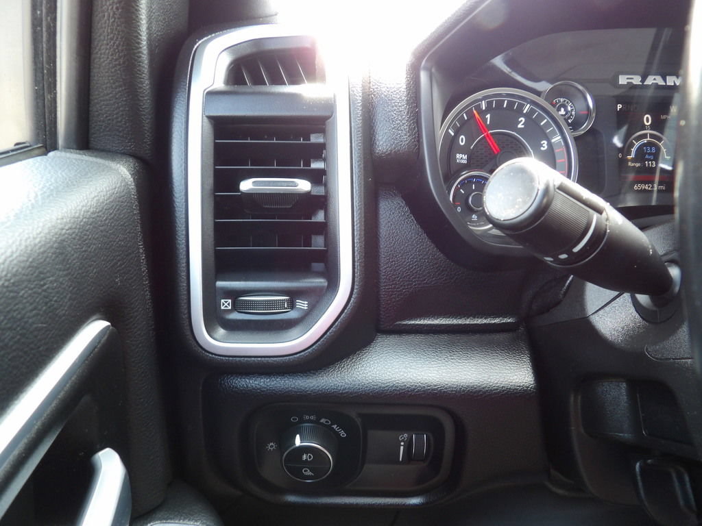 Used 2024 RAM 2500 Big Horn AWD/4WD image 19