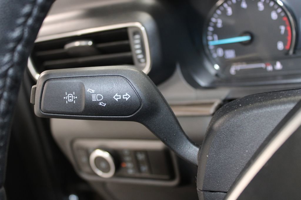 Used 2023 Ford Explorer Limited image 24