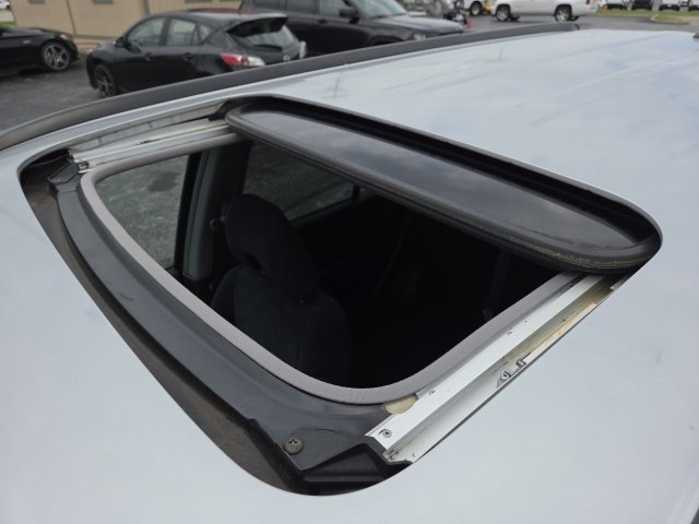 Used 2005 Honda CR-V EX image 3