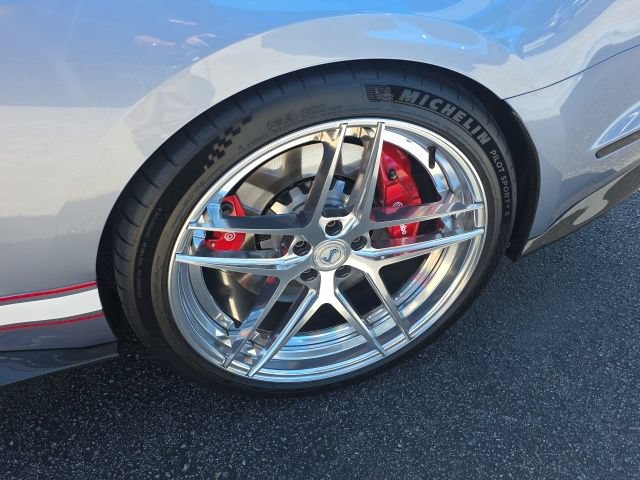 Used 2022 Ford Mustang Shelby GT500 w/ Technology Package RWD image 11