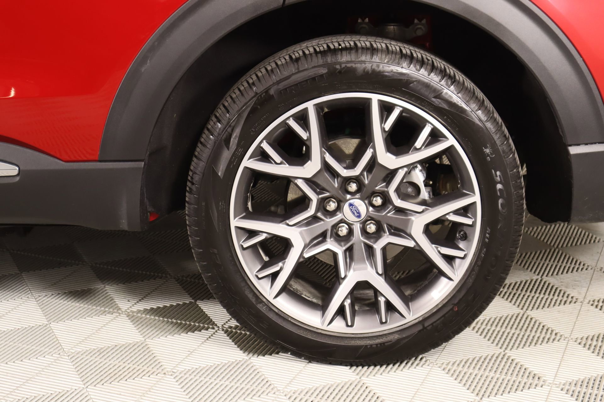 Used 2025 Ford Explorer Platinum w/ Ultimate Package image 21