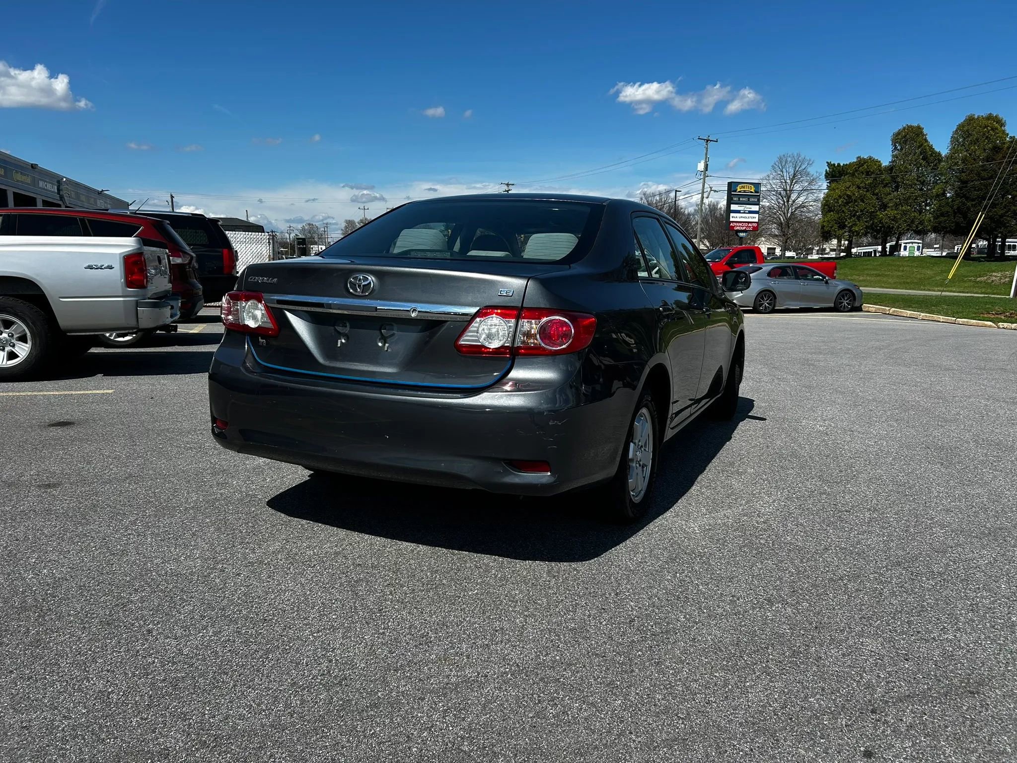 Used 2011 Toyota Corolla LE image 8