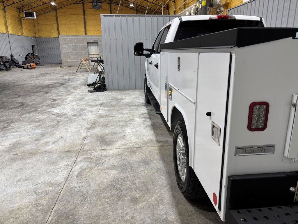 Used 2019 Ford F250 XL w/ STX Appearance Package AWD/4WD image 9