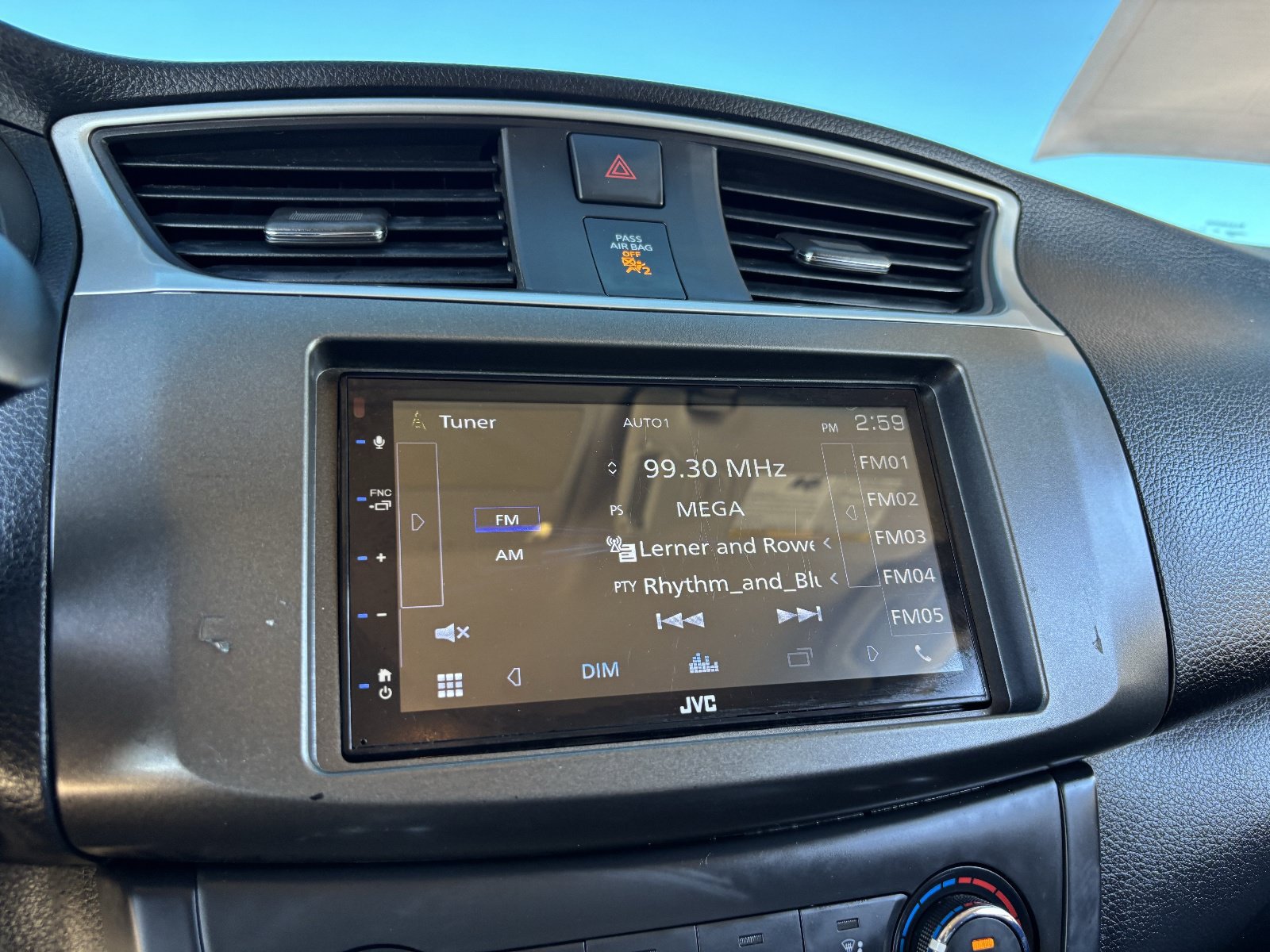 Used 2017 Nissan Sentra S FWD image 23