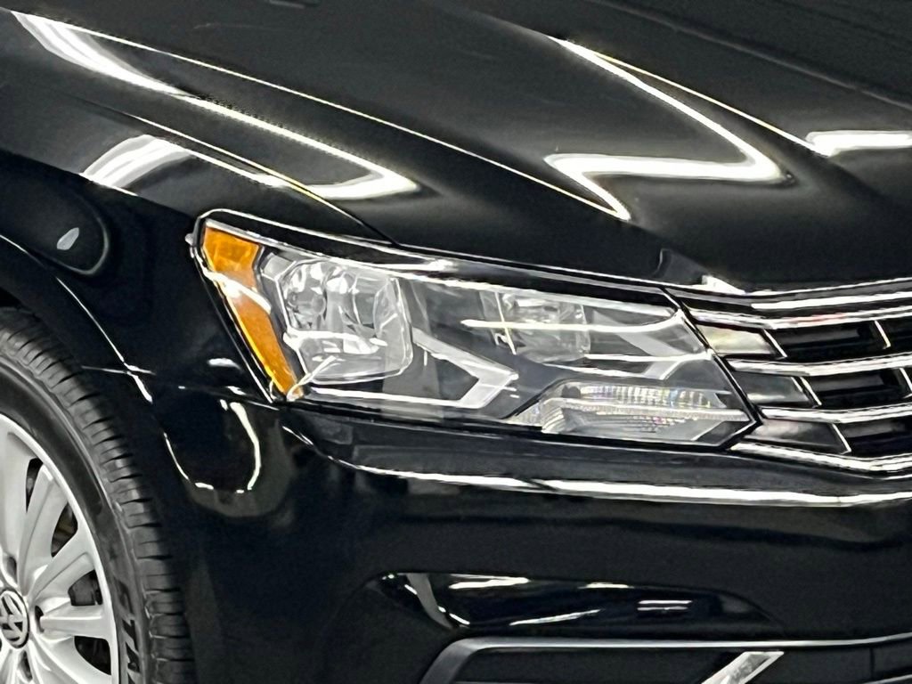 Used 2016 Volkswagen Passat 1.8T SE image 36