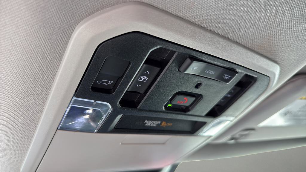 Used 2023 Toyota Sequoia Limited image 26