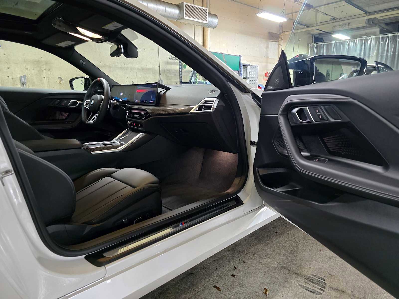 Used 2026 BMW M240i xDrive Coupe w/ Premium Package image 13