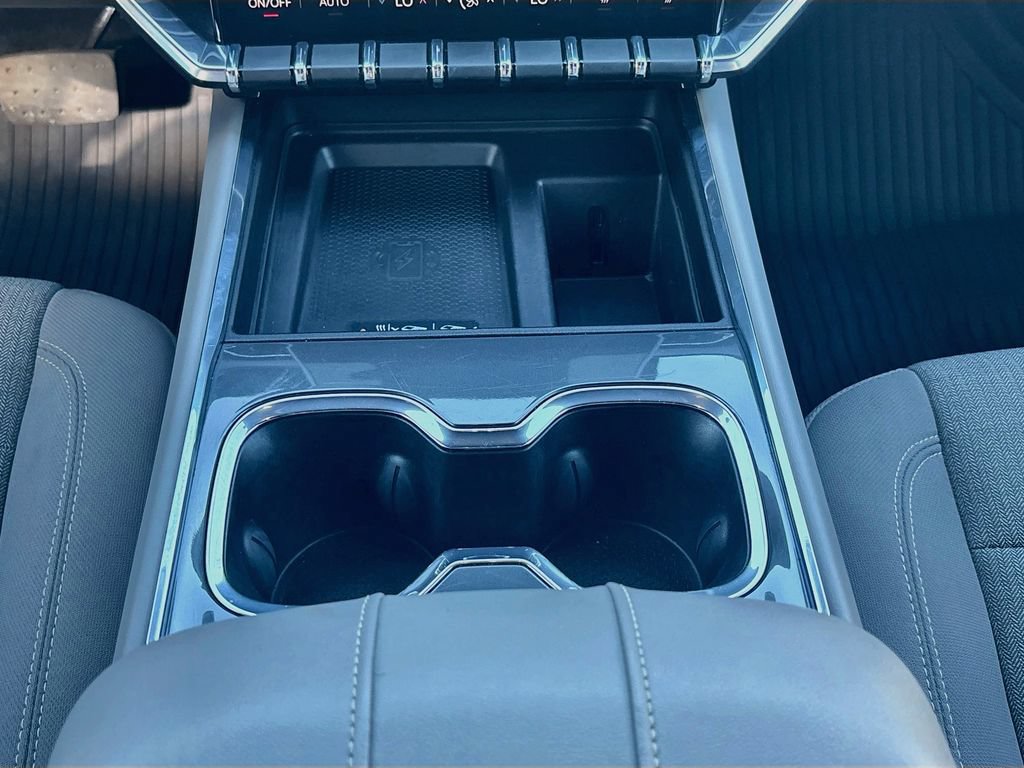 Used 2025 GMC Acadia Elevation w/ LPO, Floor Liner Package FWD image 32