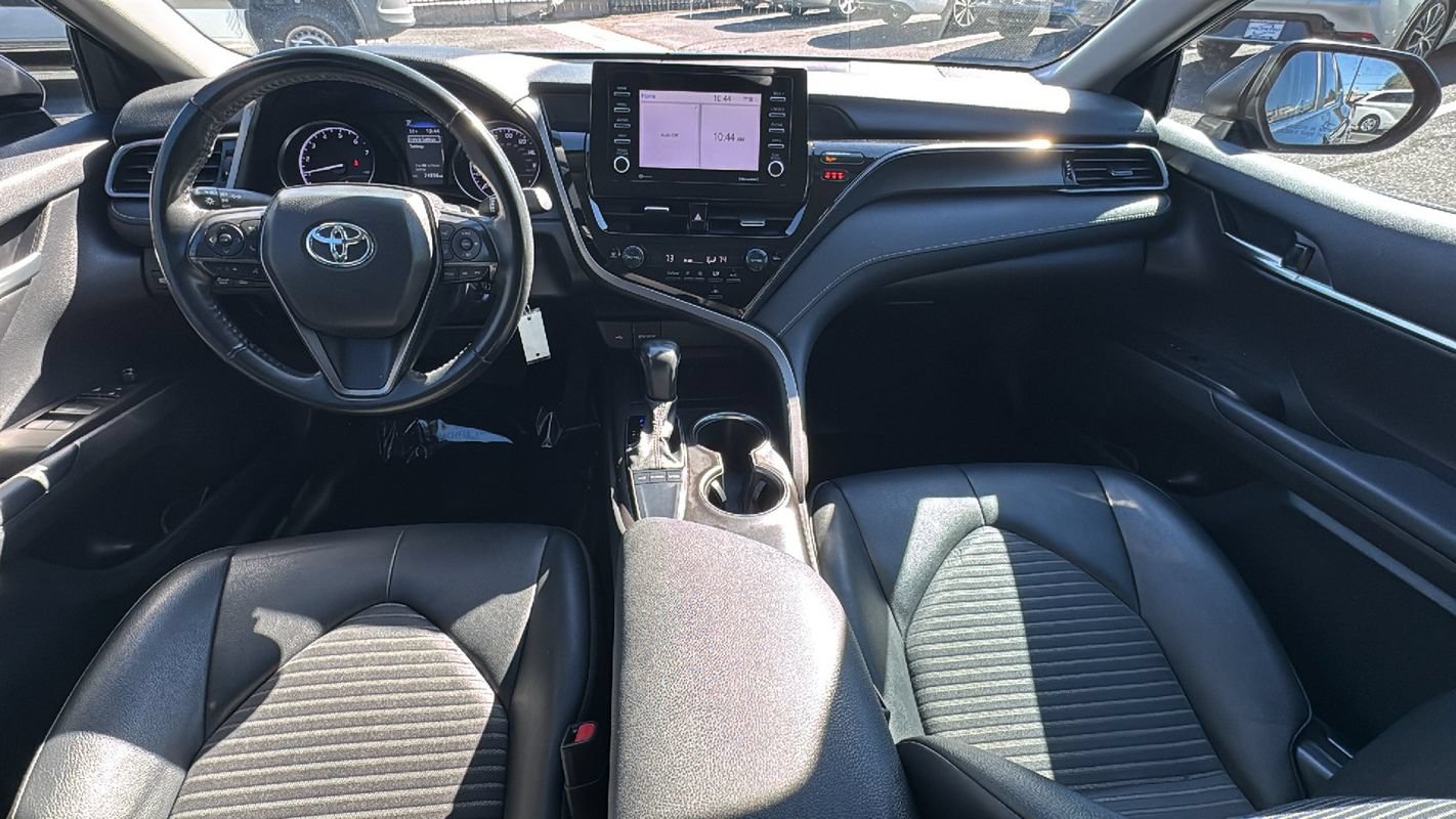 Used 2024 Toyota Camry SE FWD image 21