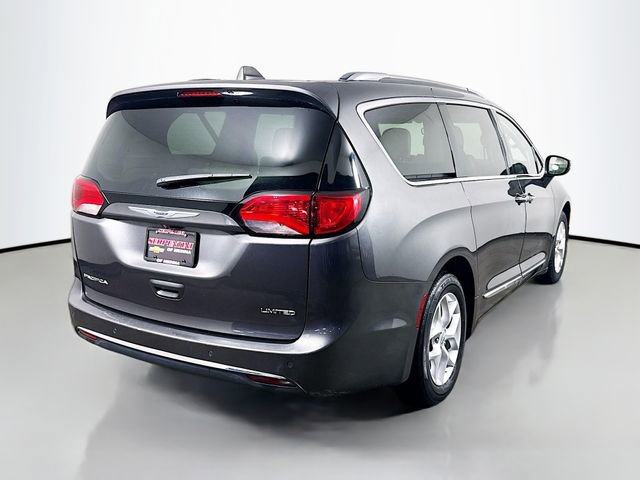 Used 2020 Chrysler Pacifica Limited image 6