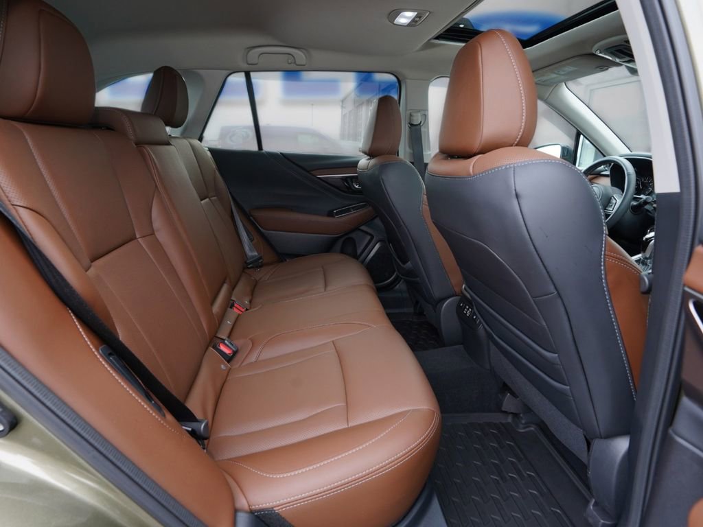 Used 2025 Subaru Outback Touring XT w/ Popular Package #2 image 27