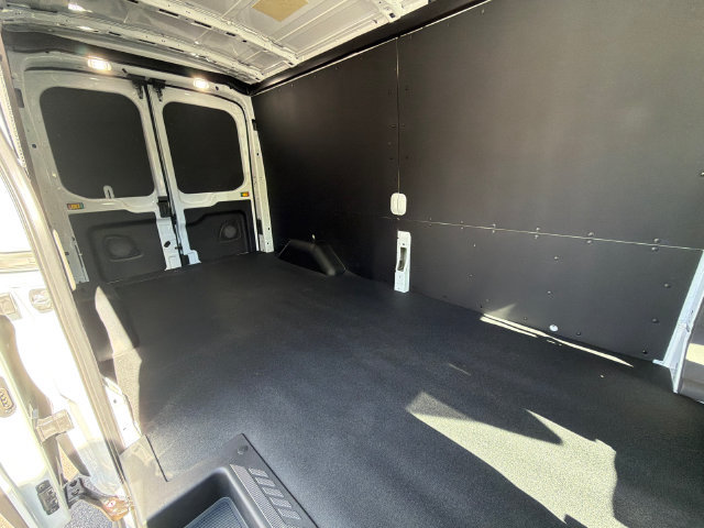 New 2027 Ford Transit 250 148 Medium Roof w/ Load Area Protection Package RWD image 16
