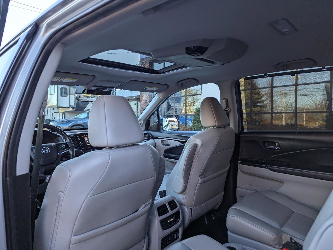 Used 2019 Honda Pilot Touring image 42