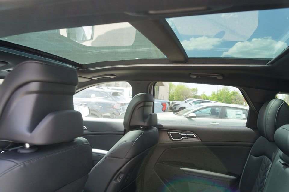 New 2026 Kia Sportage X-Line w/ X-Line Technology Package image 12
