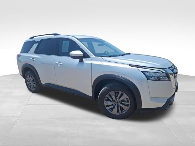 Certified 2025 Nissan Pathfinder SV