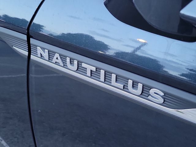 Certified 2023 Lincoln Nautilus Reserve FWD image 8