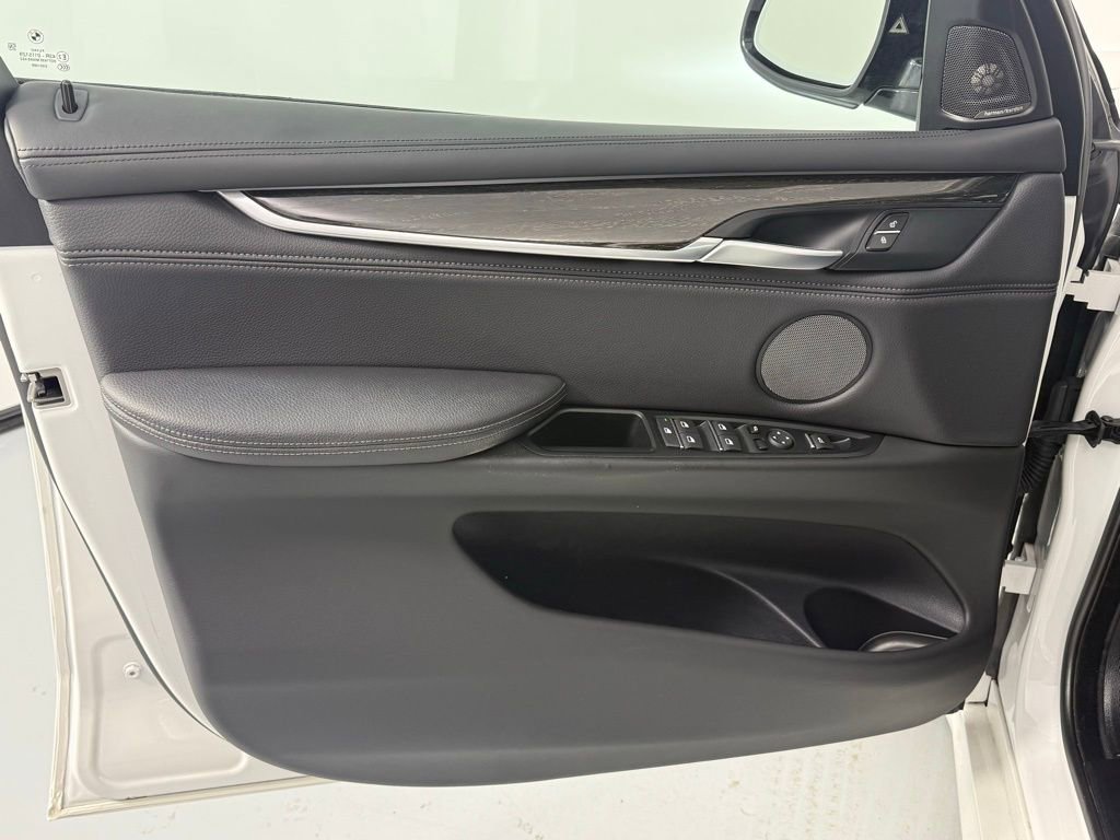 Used 2018 BMW X5 xDrive50i image 13