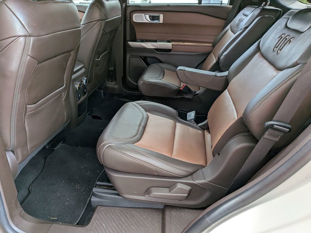 Used 2021 Ford Explorer King Ranch w/ Premium Technology Package AWD/4WD image 29