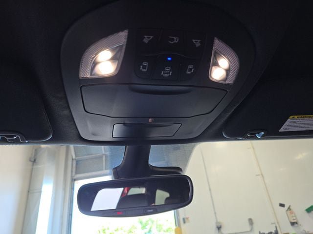 New 2027 Chrysler Pacifica Select AWD/4WD image 25