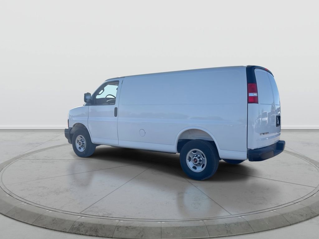 New 2025 GMC Savana 2500 w/ Driver Convenience Package RWD image 7