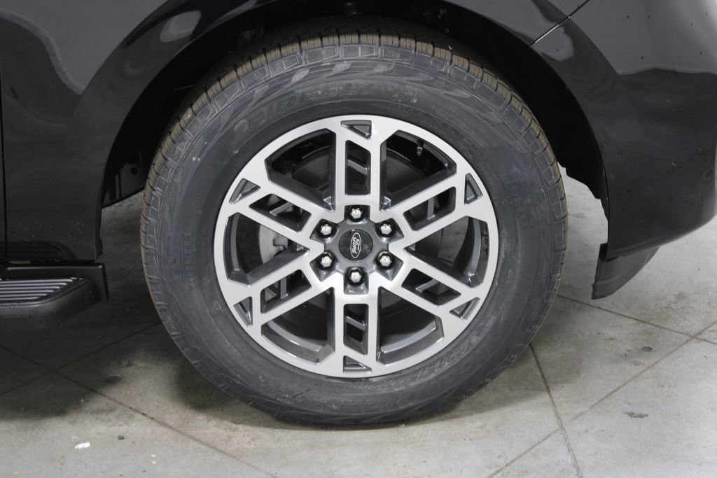 New 2026 Ford Expedition Max Active image 12