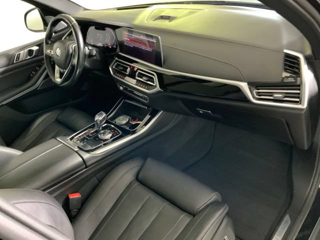 Used 2019 BMW X5 xDrive50i w/ Executive Package AWD/4WD image 31