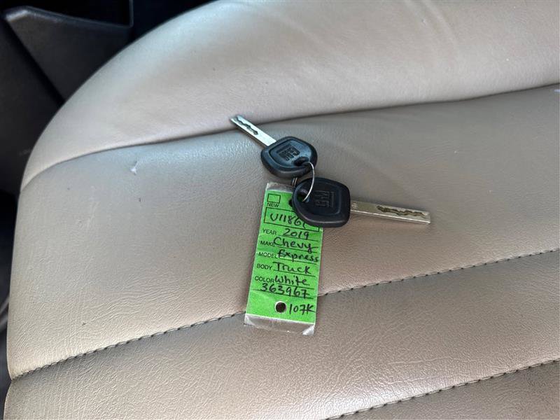 Used 2019 Chevrolet Express 2500 w/ Driver Convenience Package RWD image 27