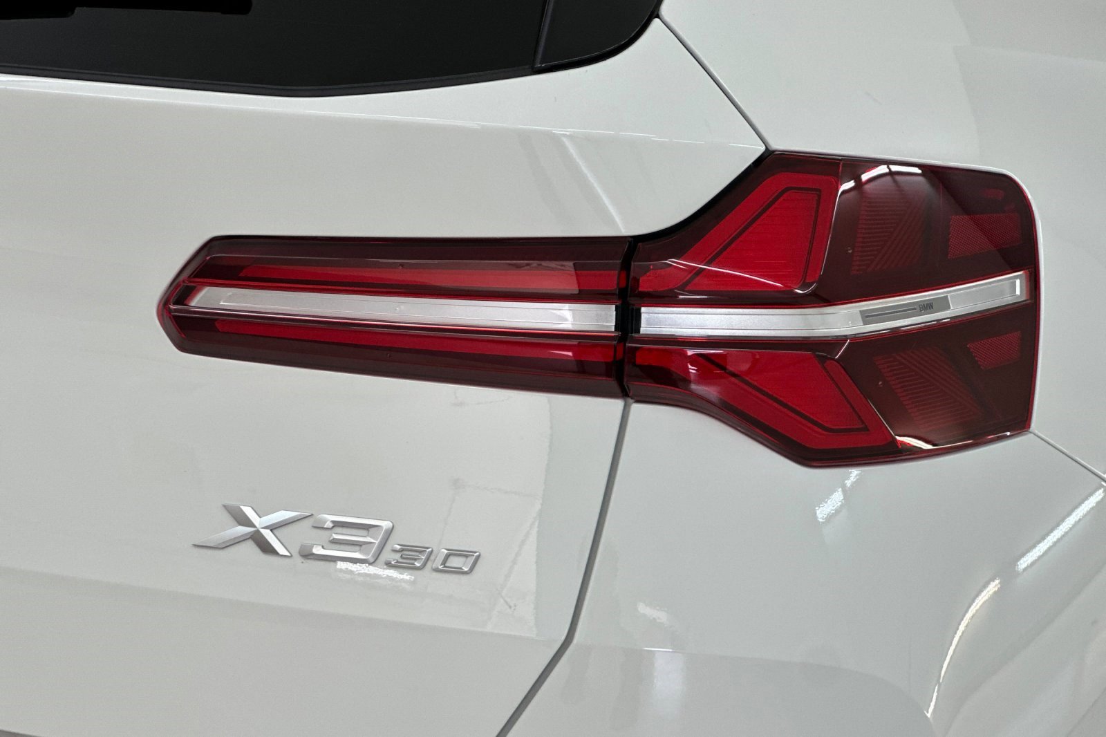 Used 2026 BMW X3 xDrive30 w/ Convenience Package image 13